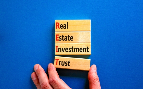 【美股新聞】醫療物業信託房地產投資信託（REIT）在9個月內損失超過50％的價值。