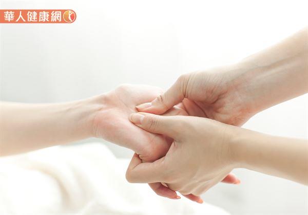 後天心臟病,都怪你吃錯東西!中醫師警告:心臟不好,這 2種含糖飲料千萬要少喝!