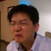 J先生